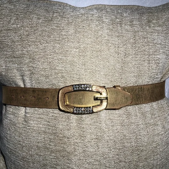 GUESS VINTAGE GOLD BELT SZ medium - Picture 4 of 9